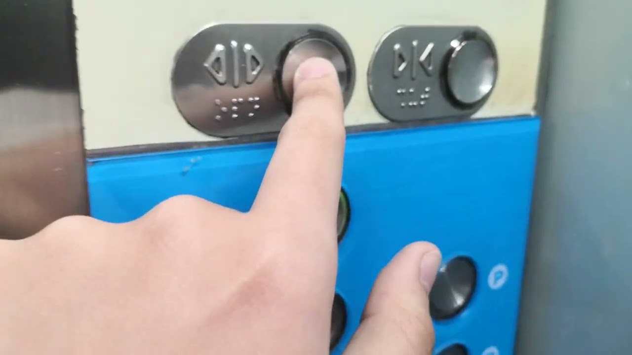 2007 Otis Traction Lifts at Sunway Pyramid Shopping Mall, Subang Jaya (Part 2)