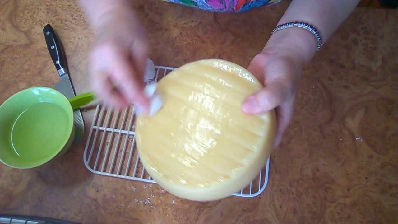 //Как ухаживать за сыром при созревание//