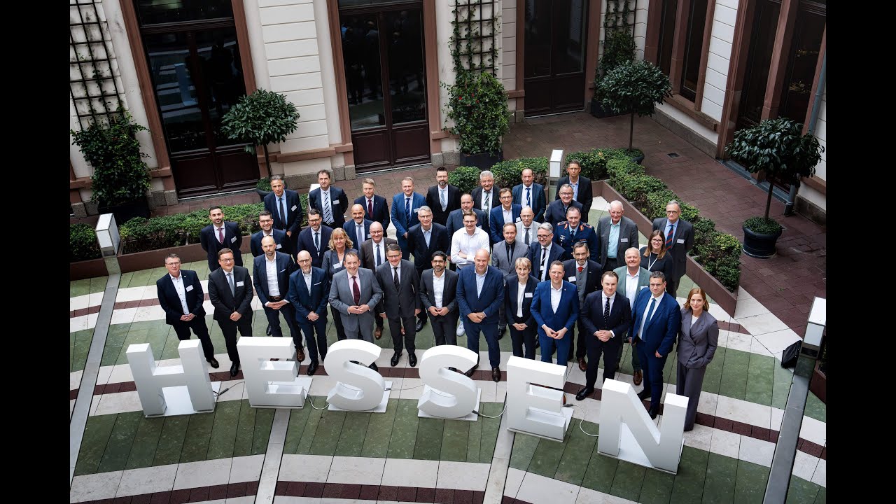 Rüstungsgipfel in der Hessischen Staatskanzlei