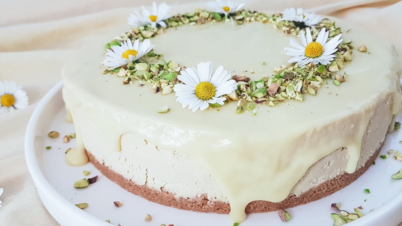 Sernik pistacjowy bez pieczenia