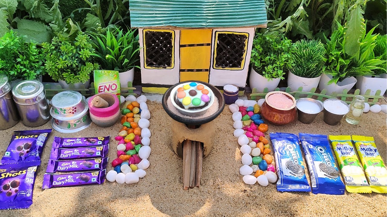 Winter Special Chocolate Cake Recipe | Rich Soft Chocolate Cake |  Miniature Chocolate Cake