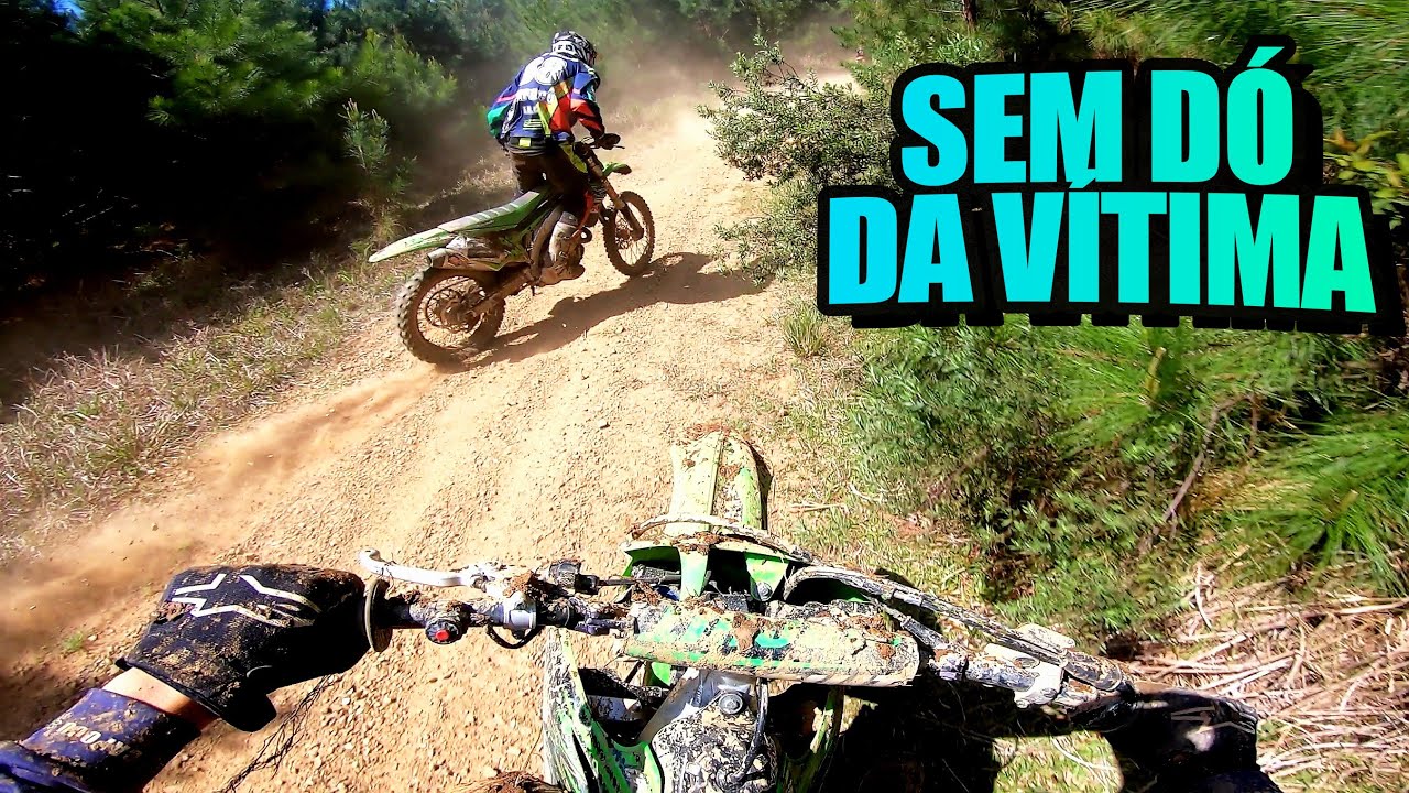 ACELERANDO na trilha de KX 250 YZ 250 KX 450 - SERRALAMA