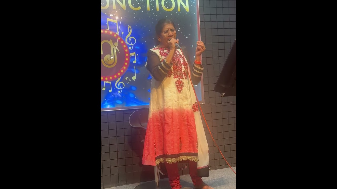 Kisine aapna  banake mujhako -  sang by Lata 