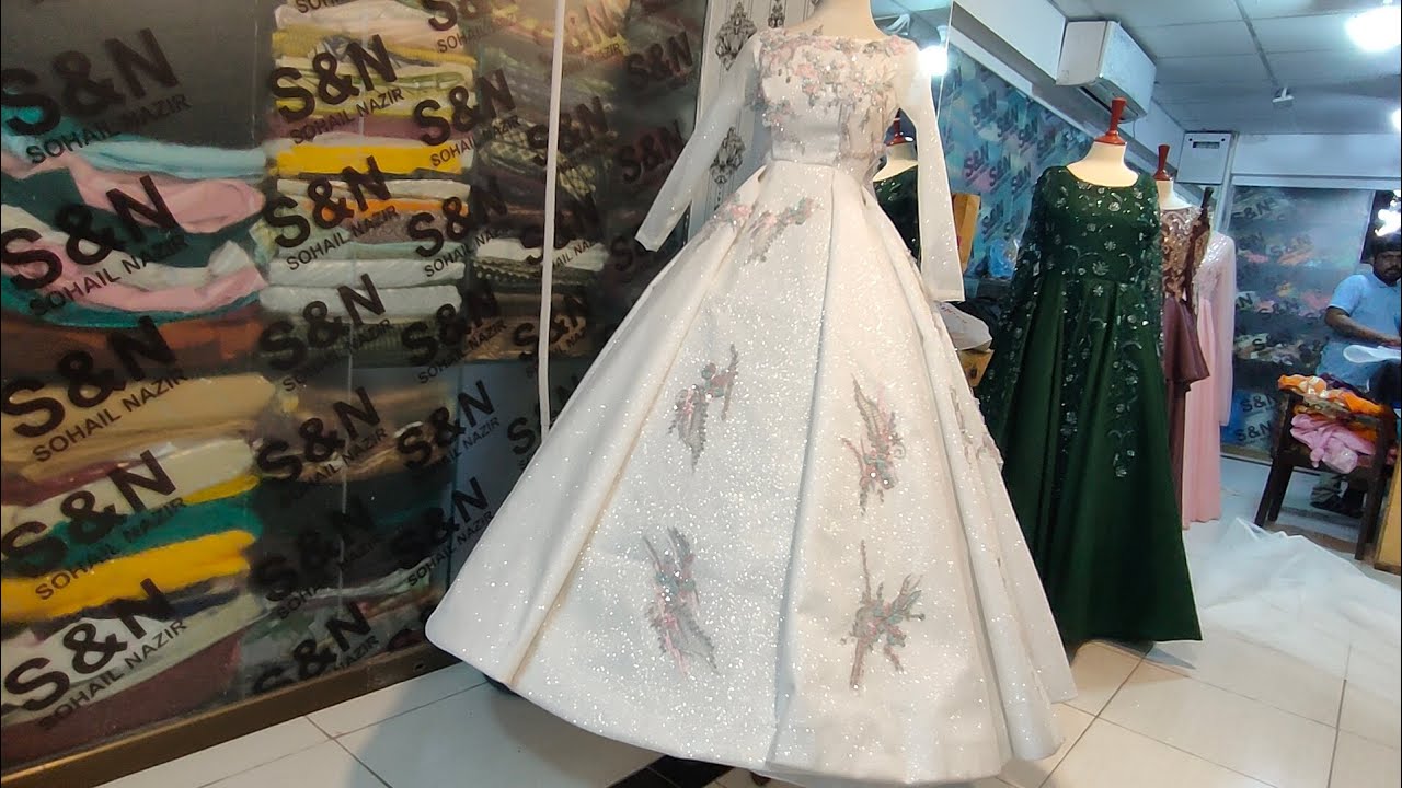 Lahore center and liberty shopping| laces , loose fabric trends and prices | #libertymarketlahore