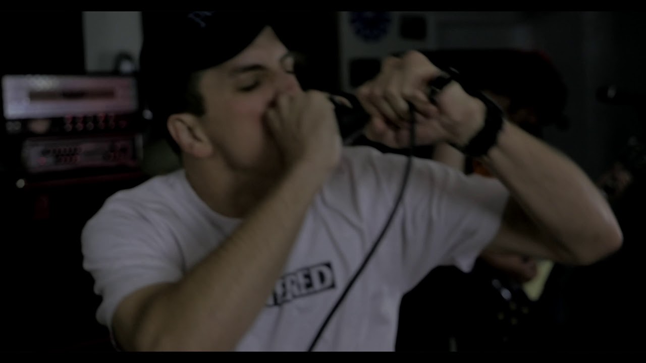 LIVE @ DAILY GRIND with UPRIGHT
