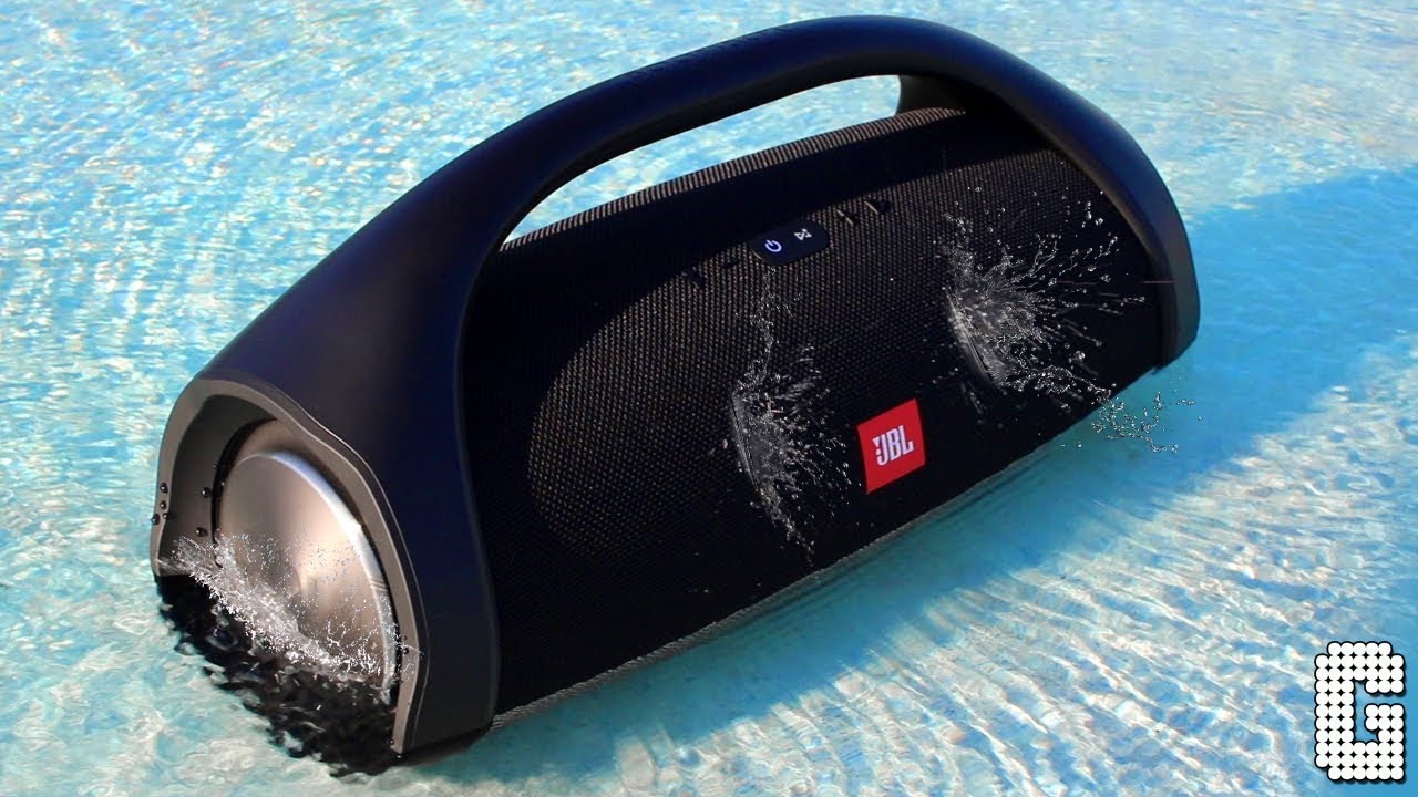 JBL Boombox Review : INSANE EXTREME BASS!