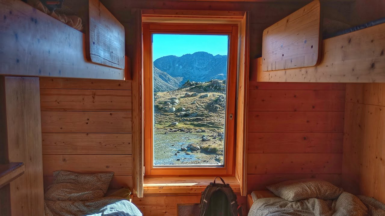 Refugi de l'illa (2.488m) ⛺