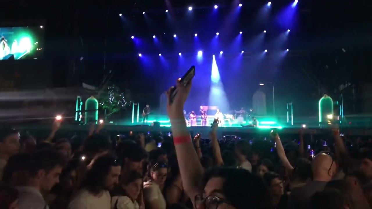Did You Know That There’s a Tunnel Under Ocean Blvd - Lana Del Rey LIVE @Lido Di Camaiore 02 Lug, 23