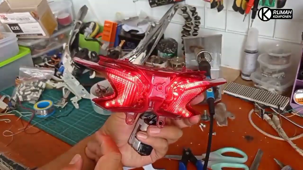 CARA BUAT STOPLAMP RUNNING MOTOR SUPRA X 125 HELM IN VARIASI LED LAMPU BELAKANG STOP LAMP