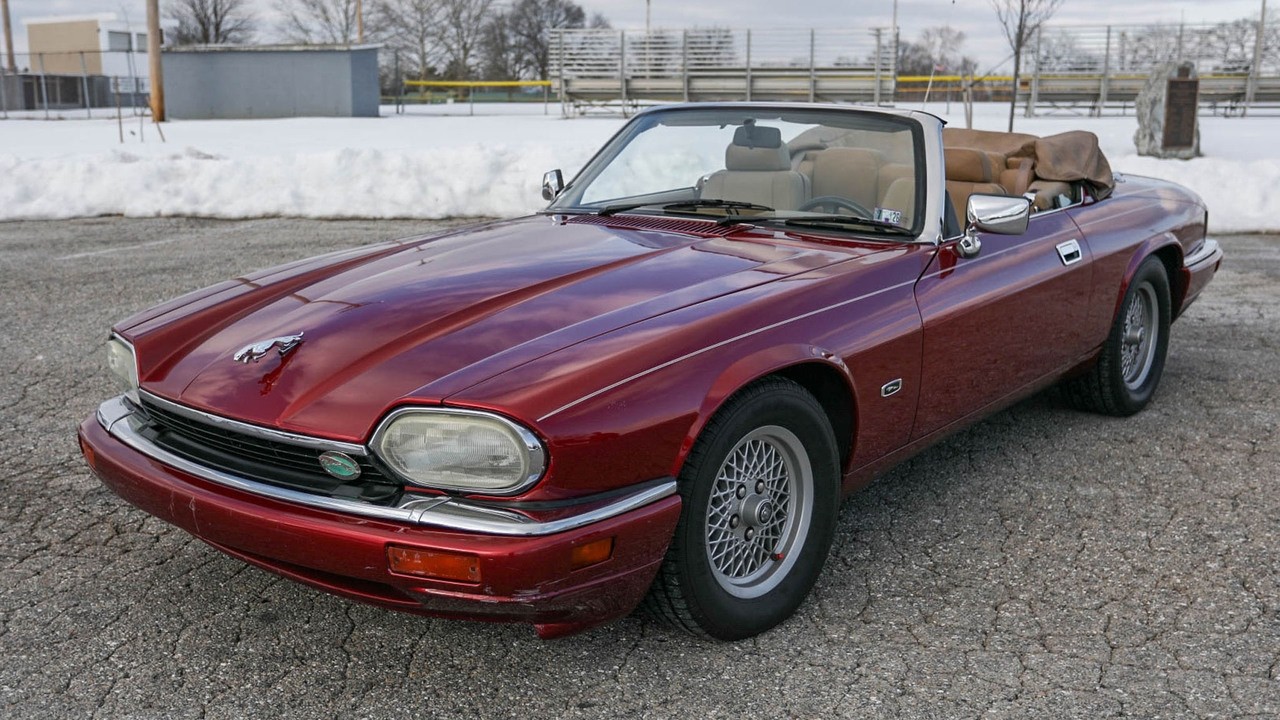 1994 Jaguar XJS Convertible Walk-around Video