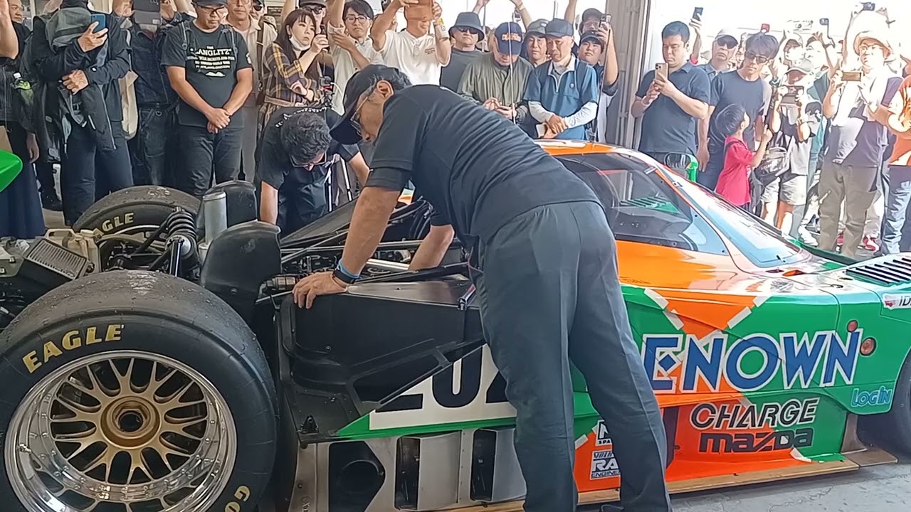 787B、エンジン始動の儀