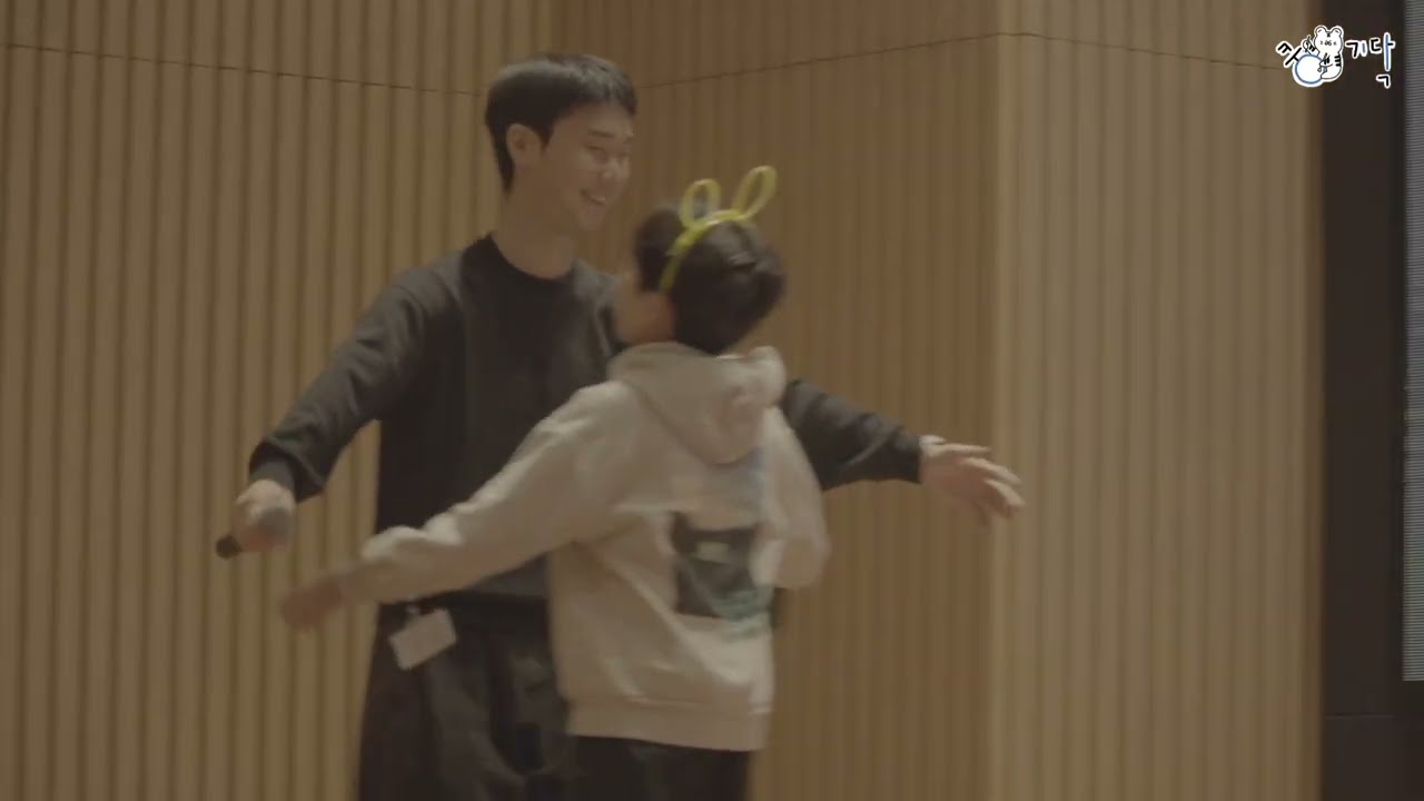 쇼미더 흥🐯 성인 1등 수상작