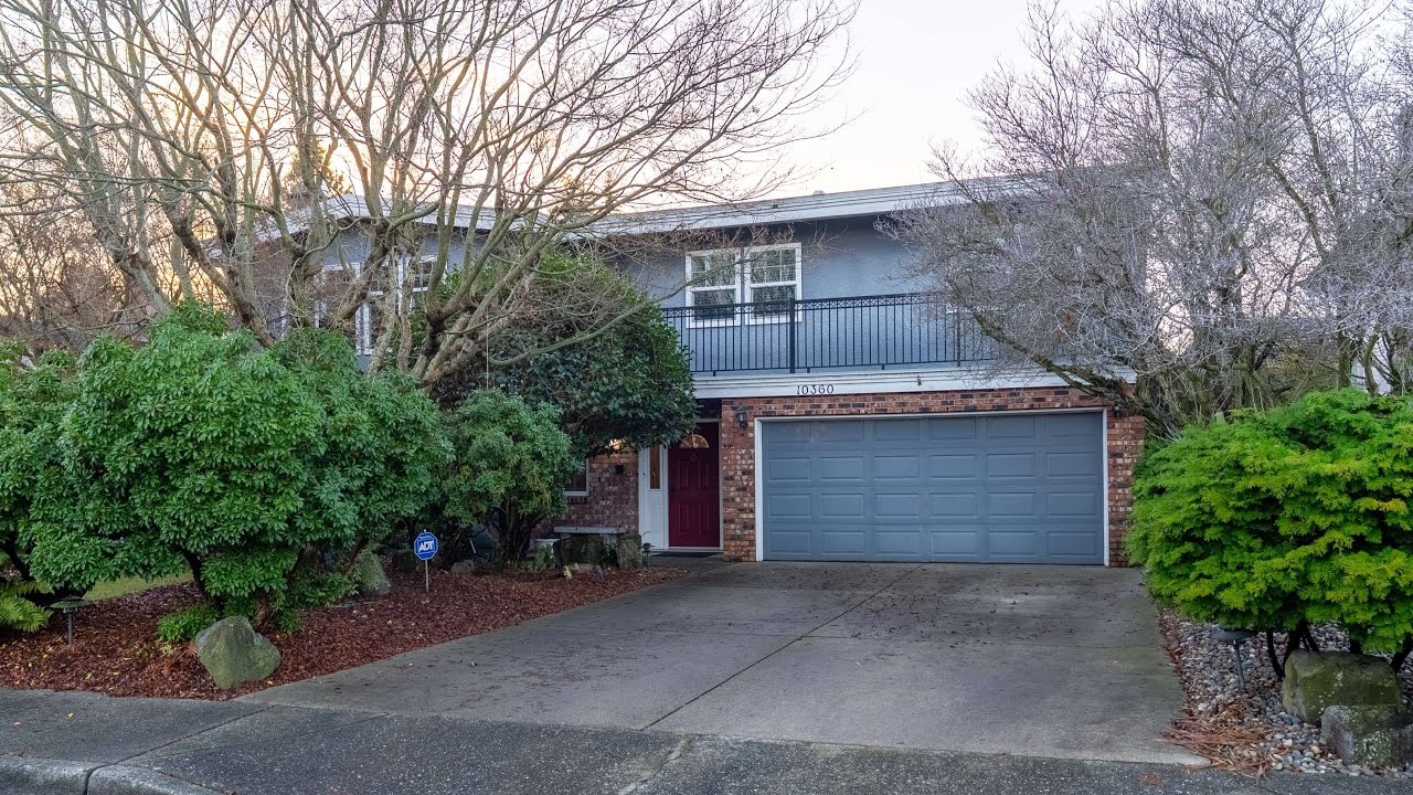 10360 Anahim Drive, Richmond BC - RE/MAX Austin Kay Realty & RE/MAX Anita Chan Realty