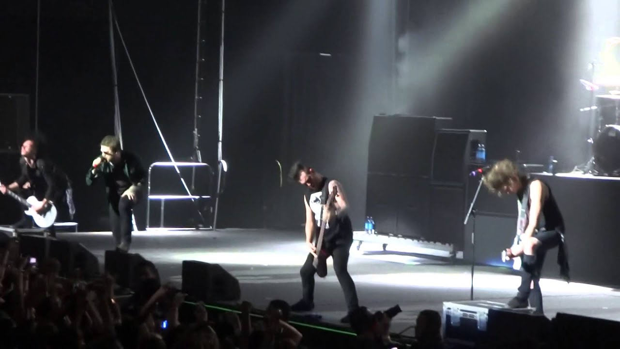 Asking Alexandria - Don't Pray For Me Live Westfest Auckland New Zealand 2014