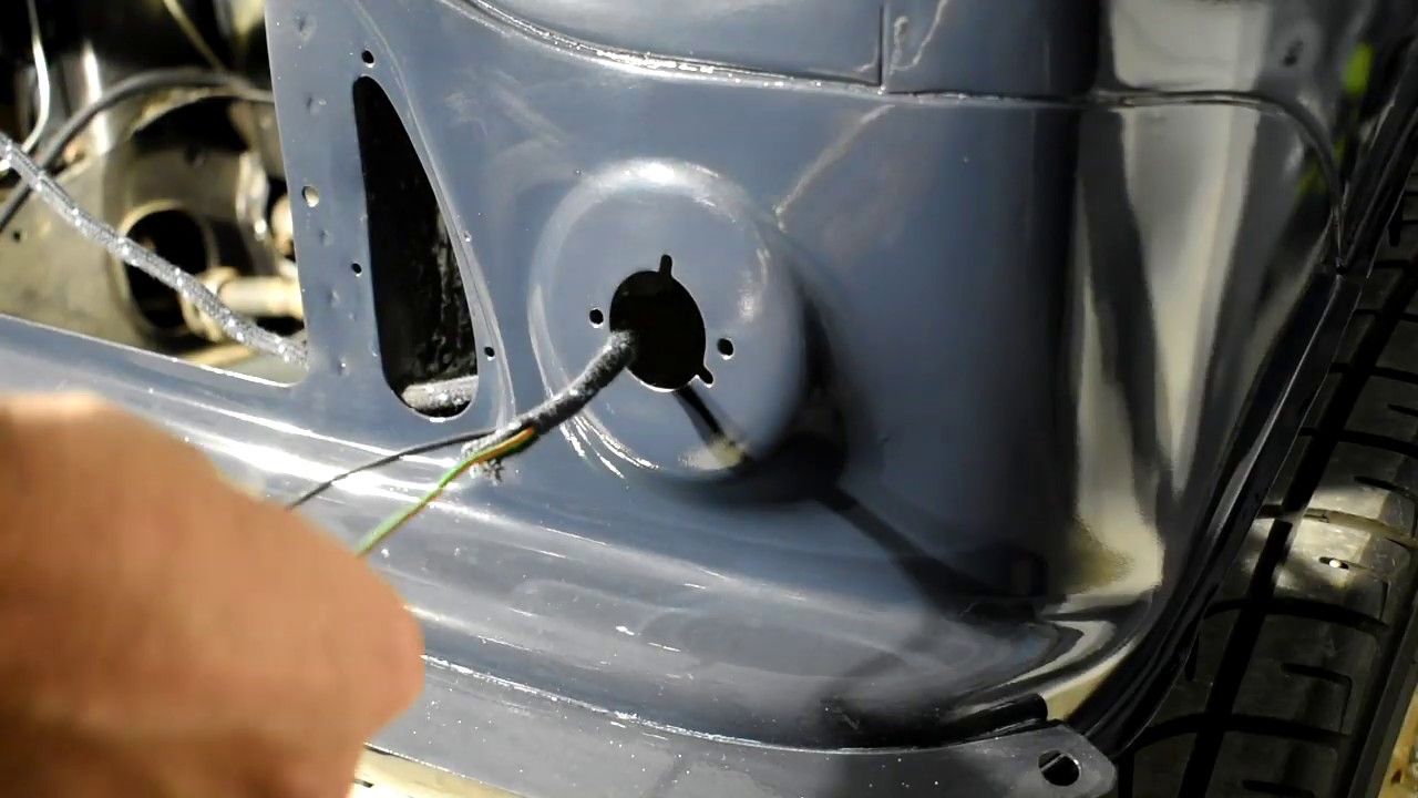 Morris Mini Cooper S restoration - Front Indicator Lens EP013