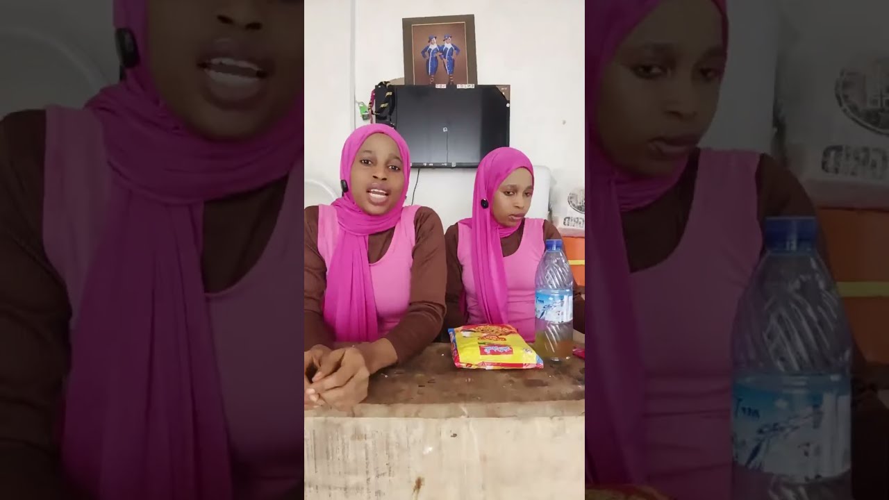 Eating Nigerian Indomie Pepper Soup | Live Chat With Us