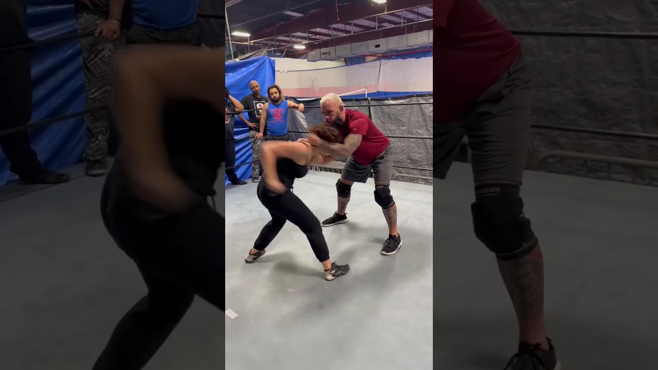 W.O.W Workout clips - Jade & Chris Steeler