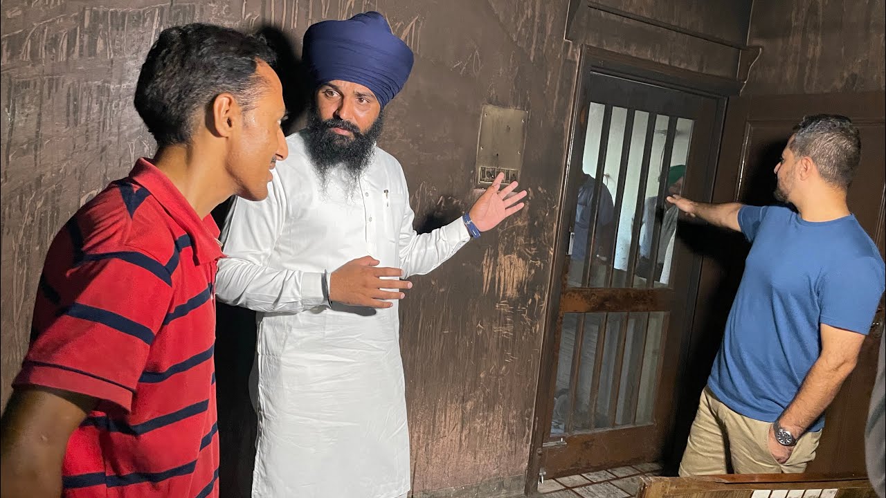 ਦੇਖੋ ਕਿਓ ?? ਕਾਲਾ ਜਾਦੂ ਇਸ ਘਰ ਚ ਅੱਗ ਲਾ ਦਿੰਦਾ ਘਰ ਦਾ ਸਾਰਾ ਸਮਾਨ ਤੱਕ ਸਾੜ ਦਿੱਤਾ ਰਸੋਈ ਤਾਂ ਦੇਖ ਨੀ ਹੁੰਦੀ….