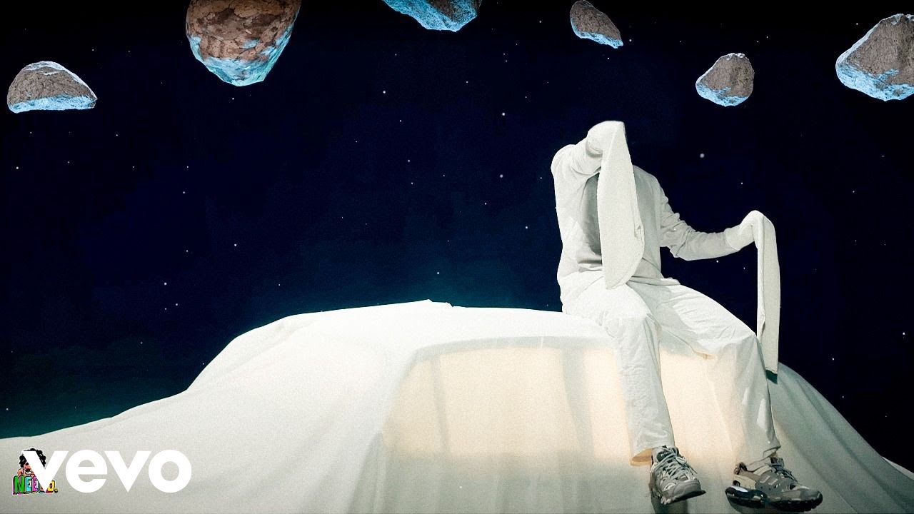 Neeus - Malo Pa Fingir (Official Video)