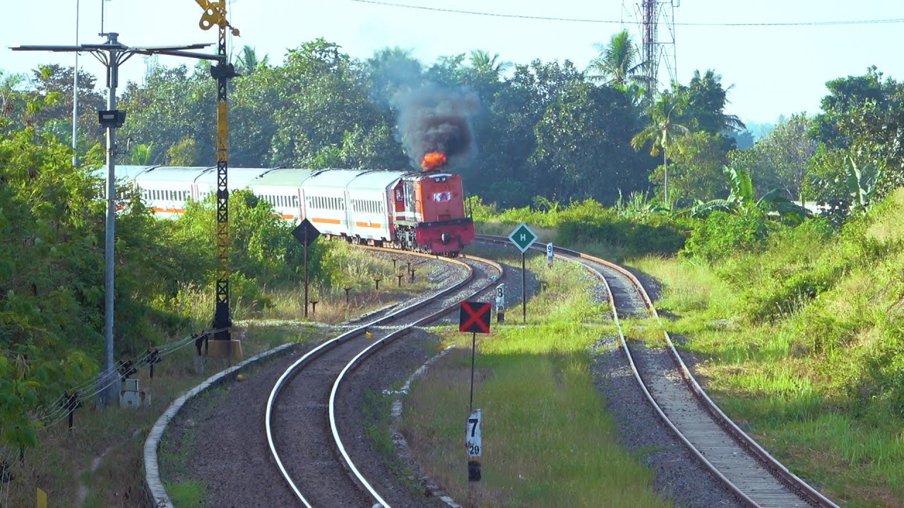 Detik Detik Kereta Api Rajabasa Ekpres Kobong.