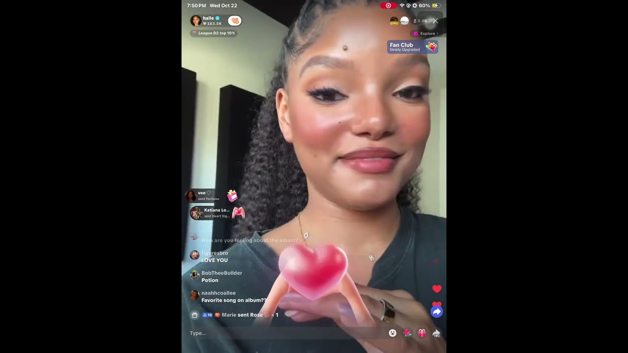 Холли Бейли в прямом эфире TikTok | 22.10.25 | cxhdailys