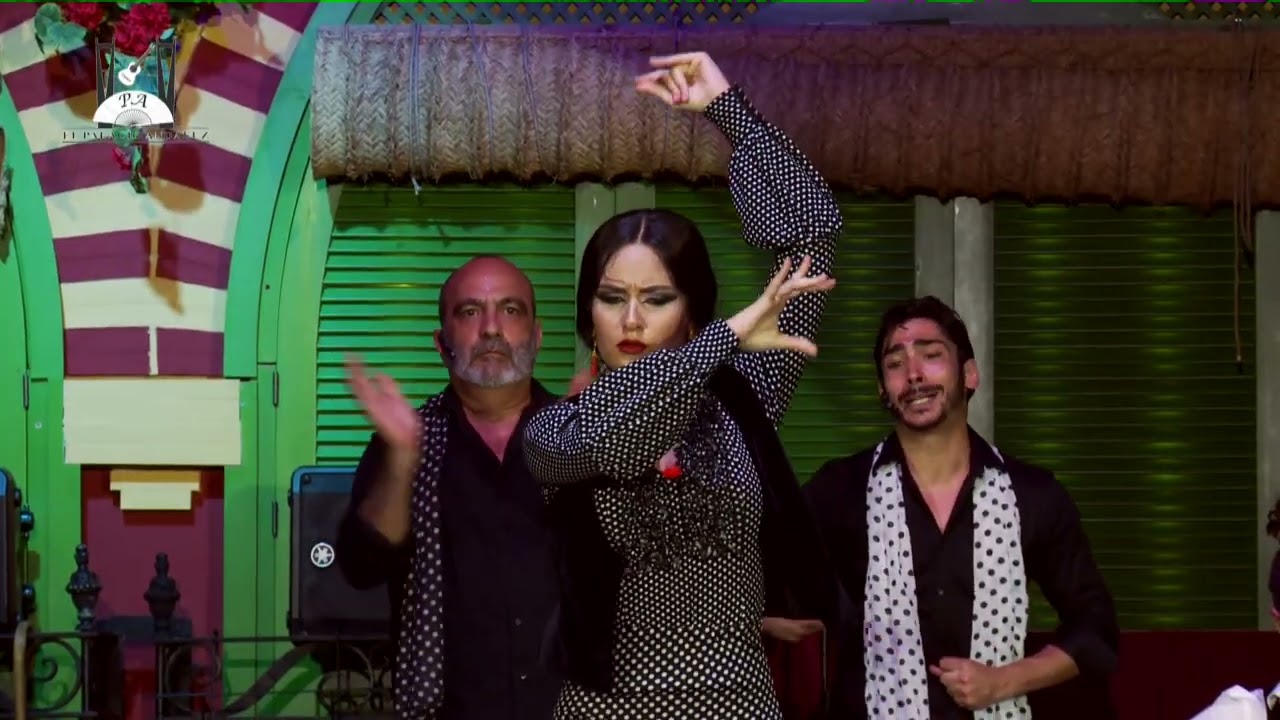 Buler&iacute;a flamenca | Tablao Flamenco El Palacio Andaluz de Sevilla.