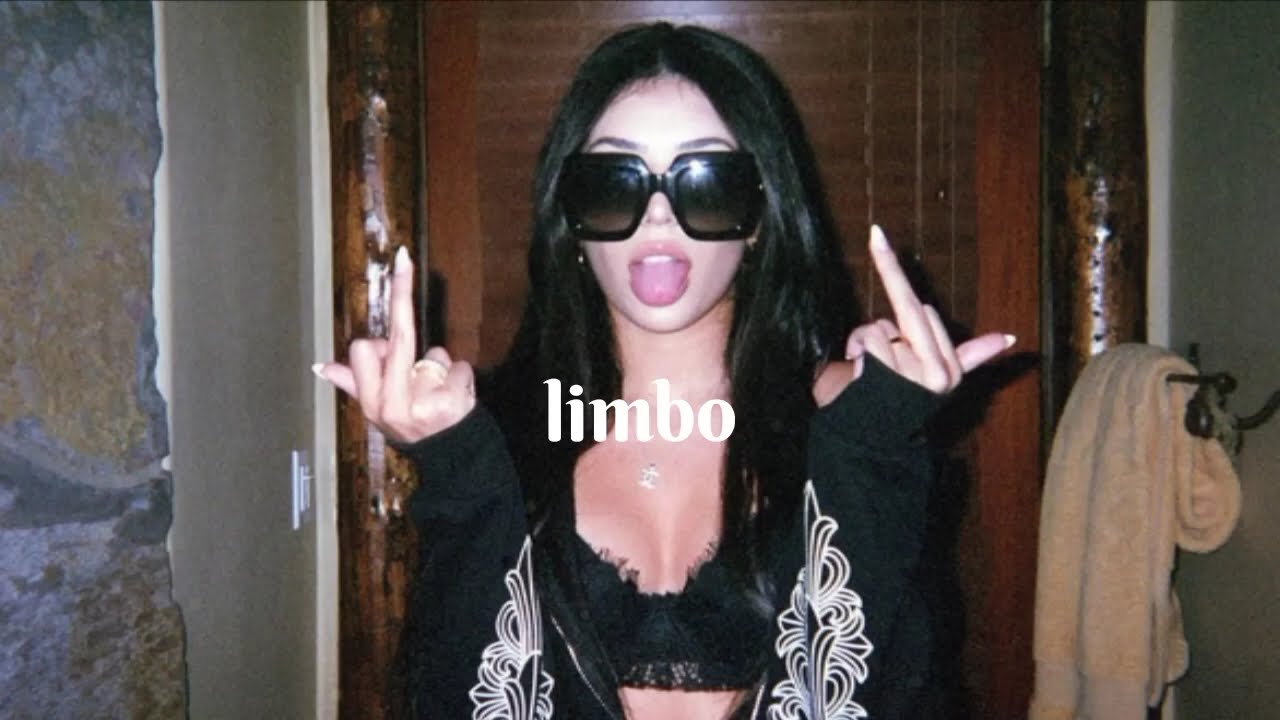 a latina playlist to dance at 2am