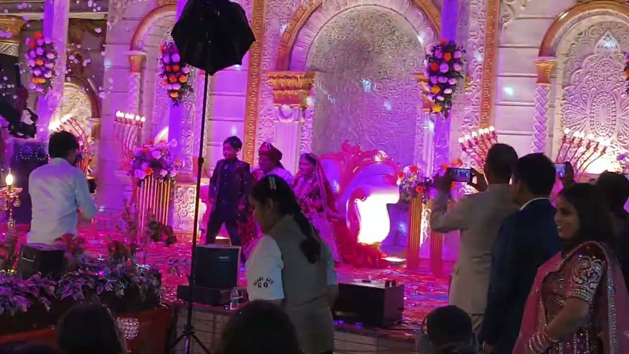 ##chand wala mukhda leke ...Mere mama ki  ##shantanu ki sandar  performance  #