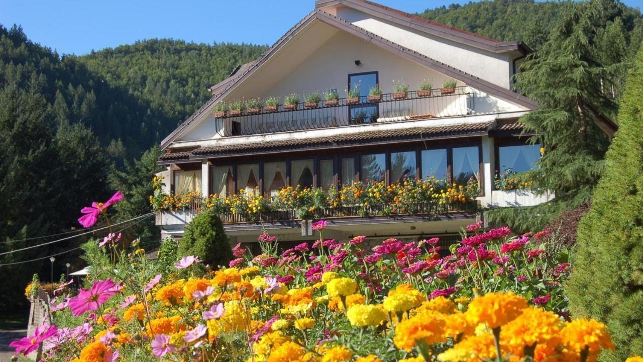 hotel lo sciatore, Cotronei, Italy