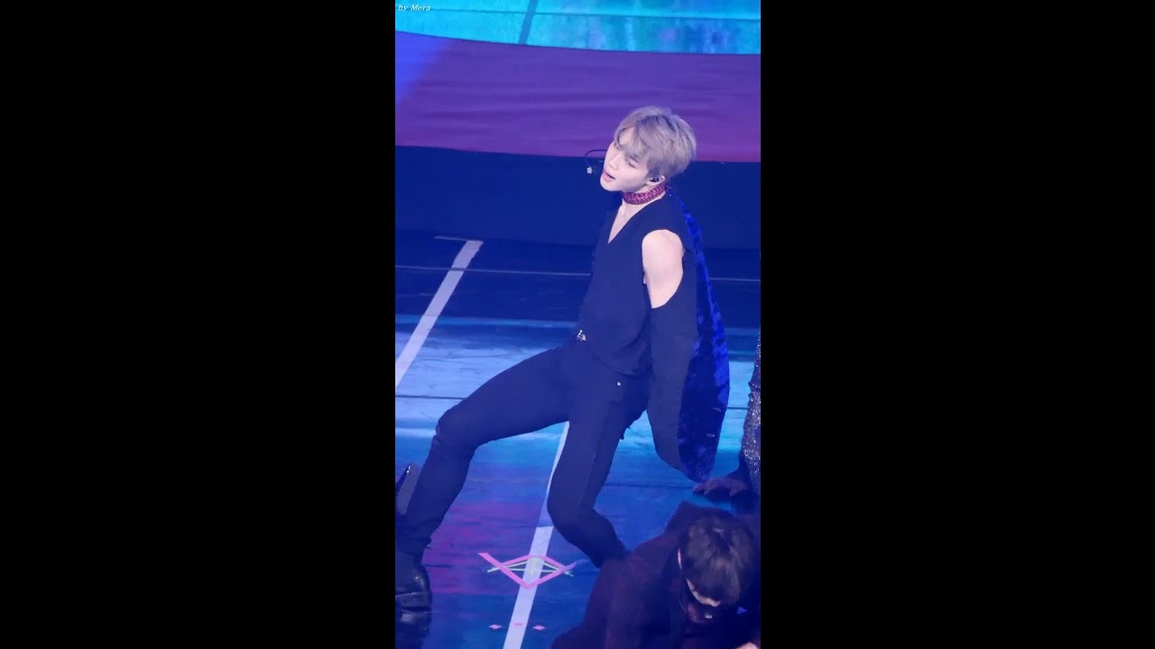 161116 방탄소년단 (BTS) - 피 땀 눈물 (Blood Sweat & Tears) [지민] JIMIN  직캠 Fancam (Asia Artist Awards) by Mera