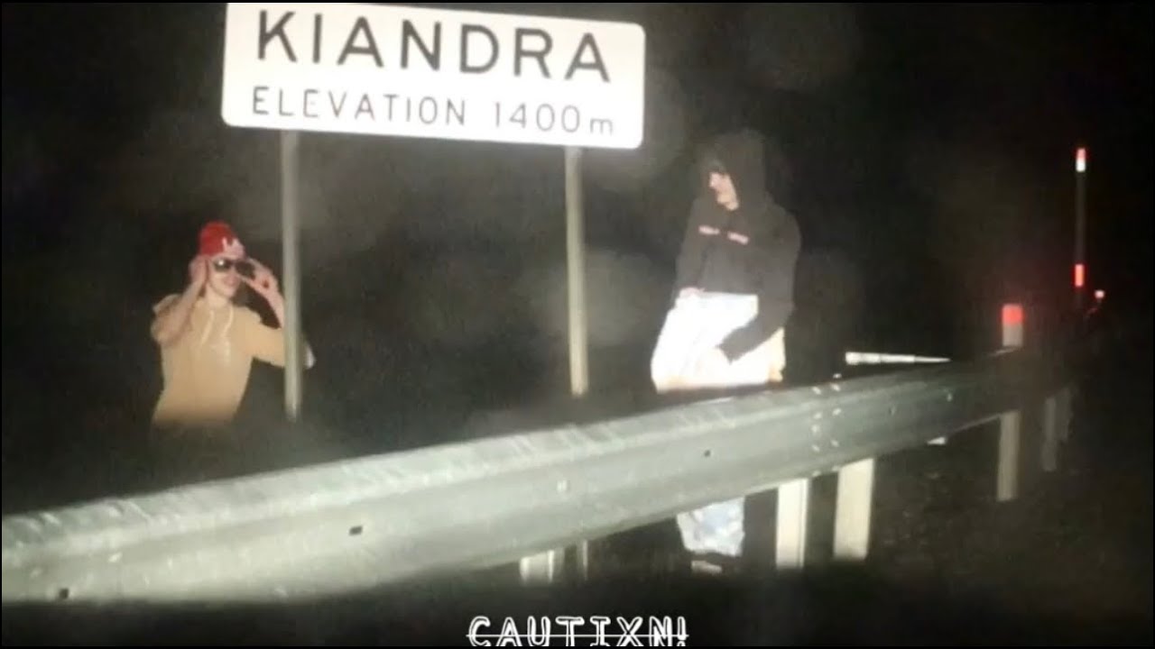 Exploring the Ruins of An 1800s Gold Mining Town