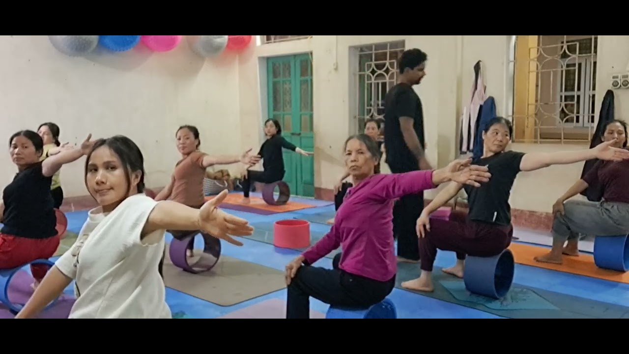 Yoga vòng