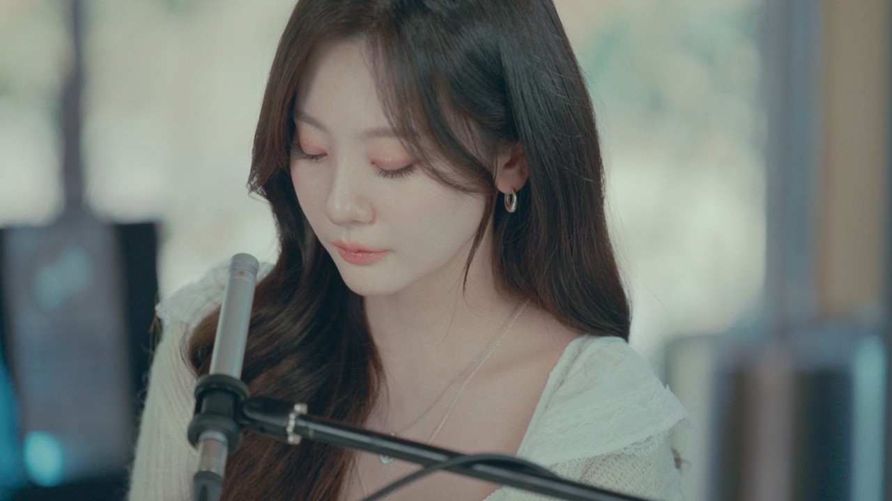 볼빨간사춘기 BOL4 '사랑할 수밖에' Live Clip