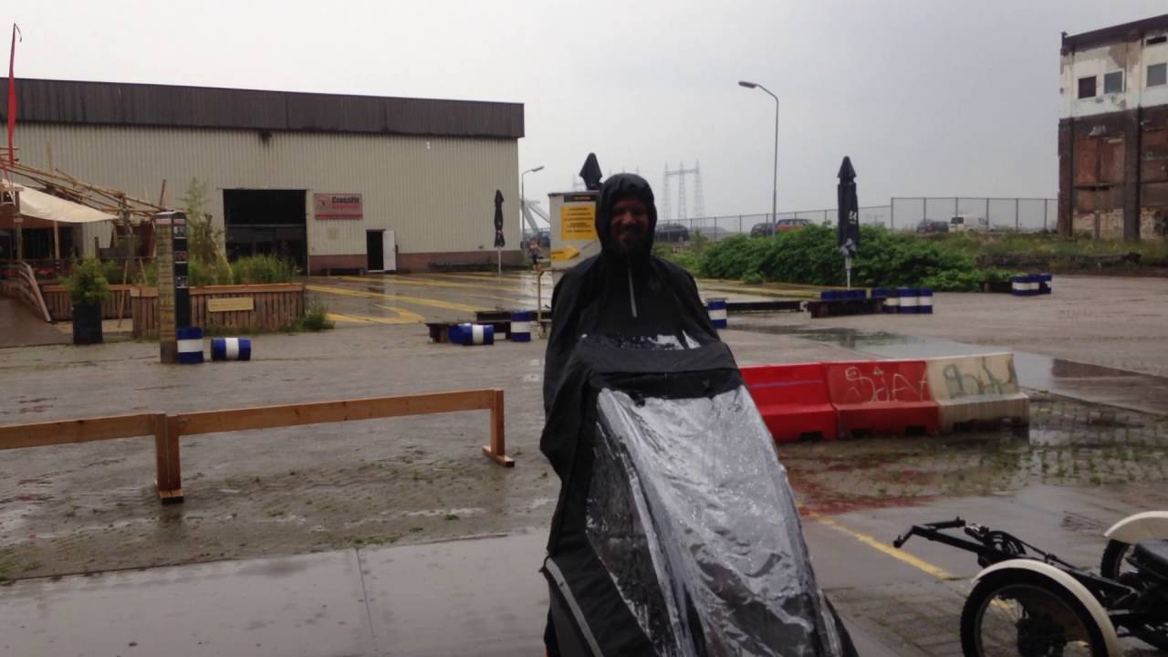 Urban Arrow poncho / rain cape