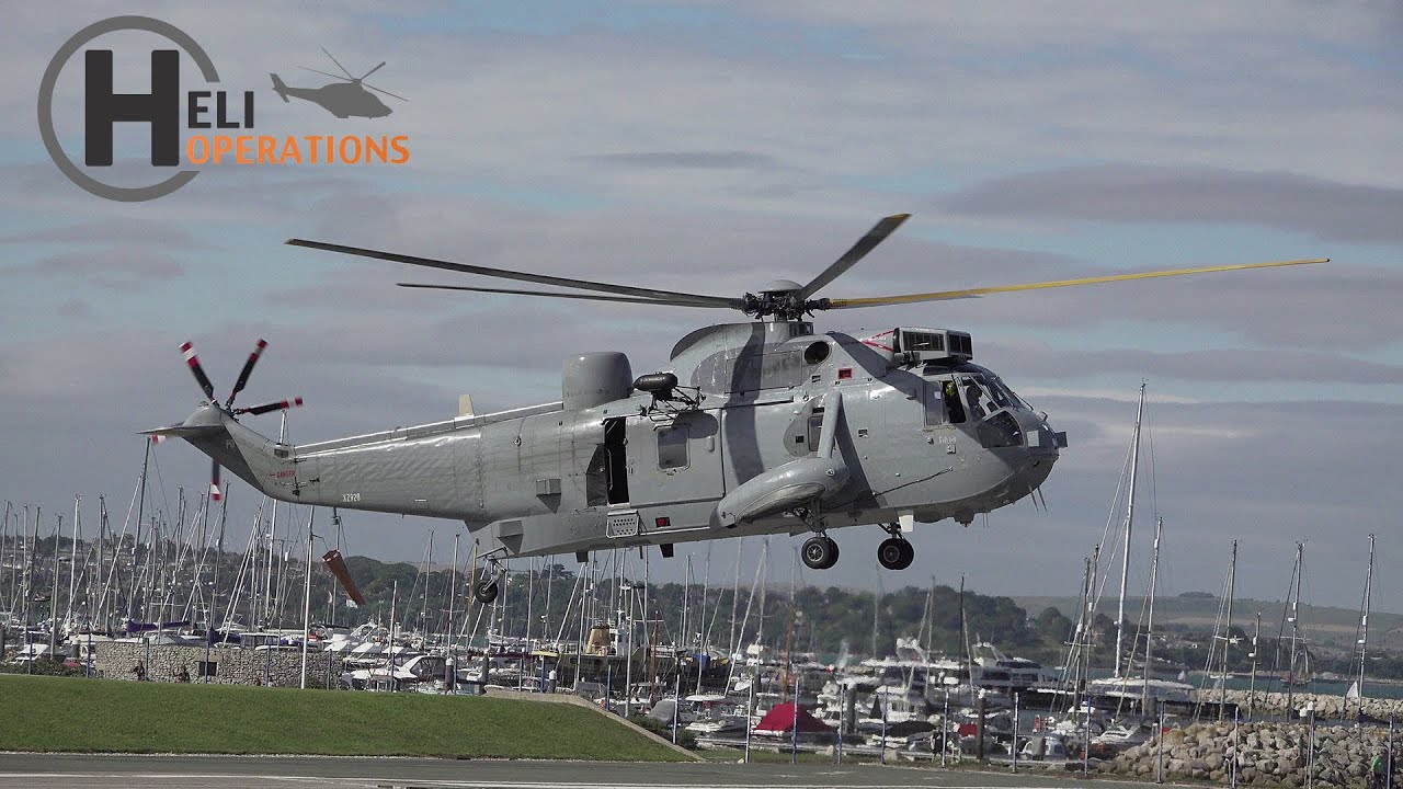 Seaking helicopter "in the circuit" at Portland