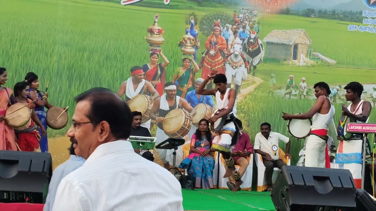 புதுக்கோட்டைக்குள் இவ்வளவு திறமையான பறையிசைக் கலைஞர்களா..