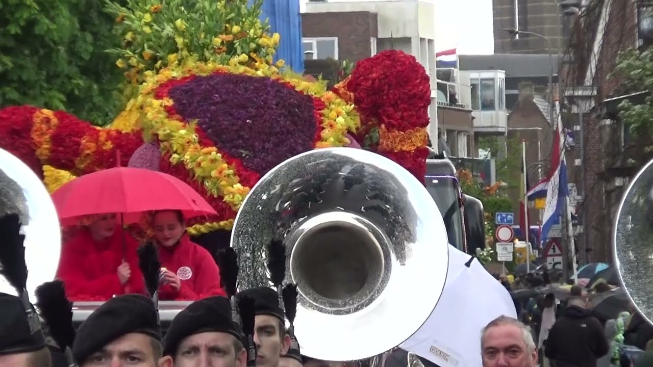 DVS Katwijk Bloemencorso Bollenstreek 2024 deel 2