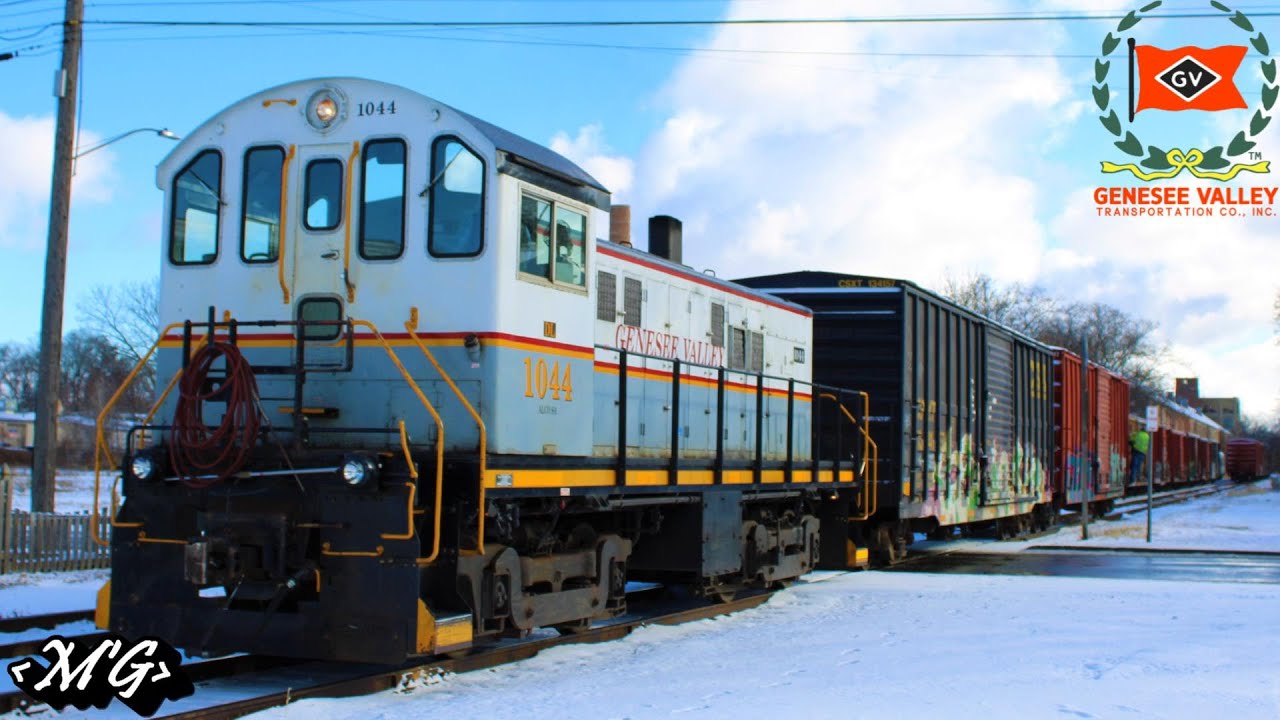 Working Around Batavia With an Alco S6