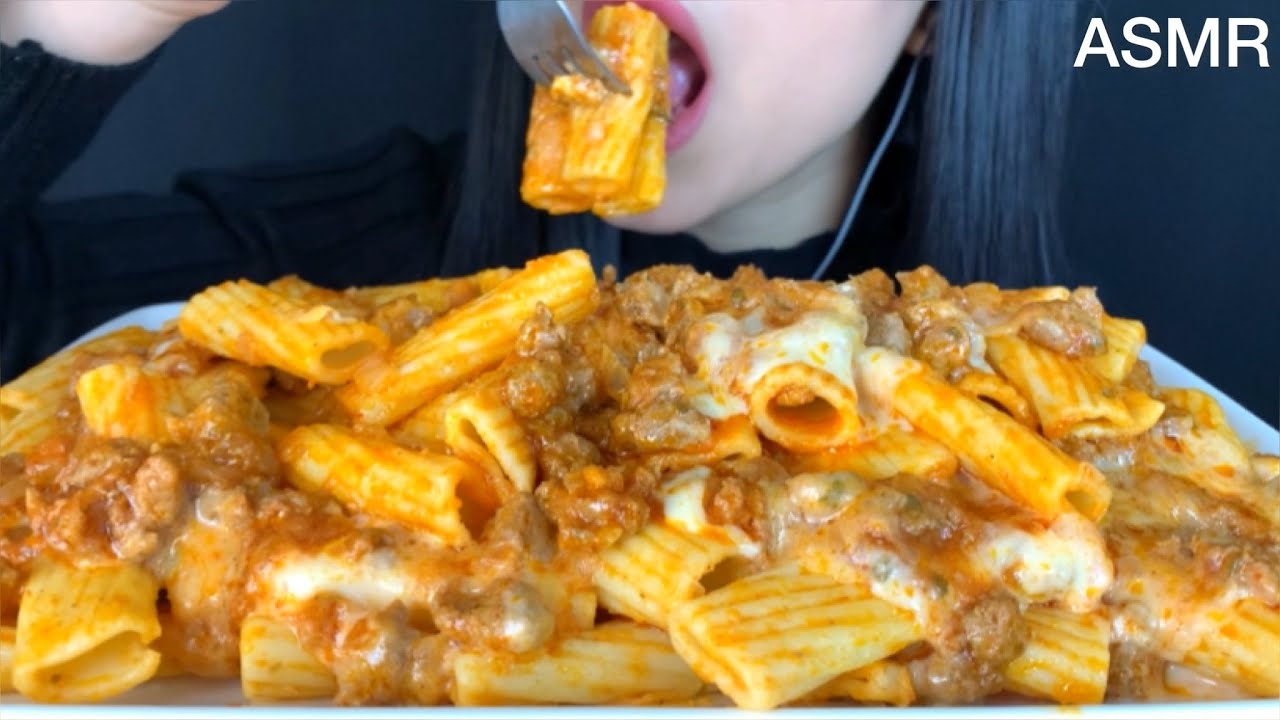 ASMR Cheesy Rigatoni Pasta  | MUKBANG (Eating Sounds)