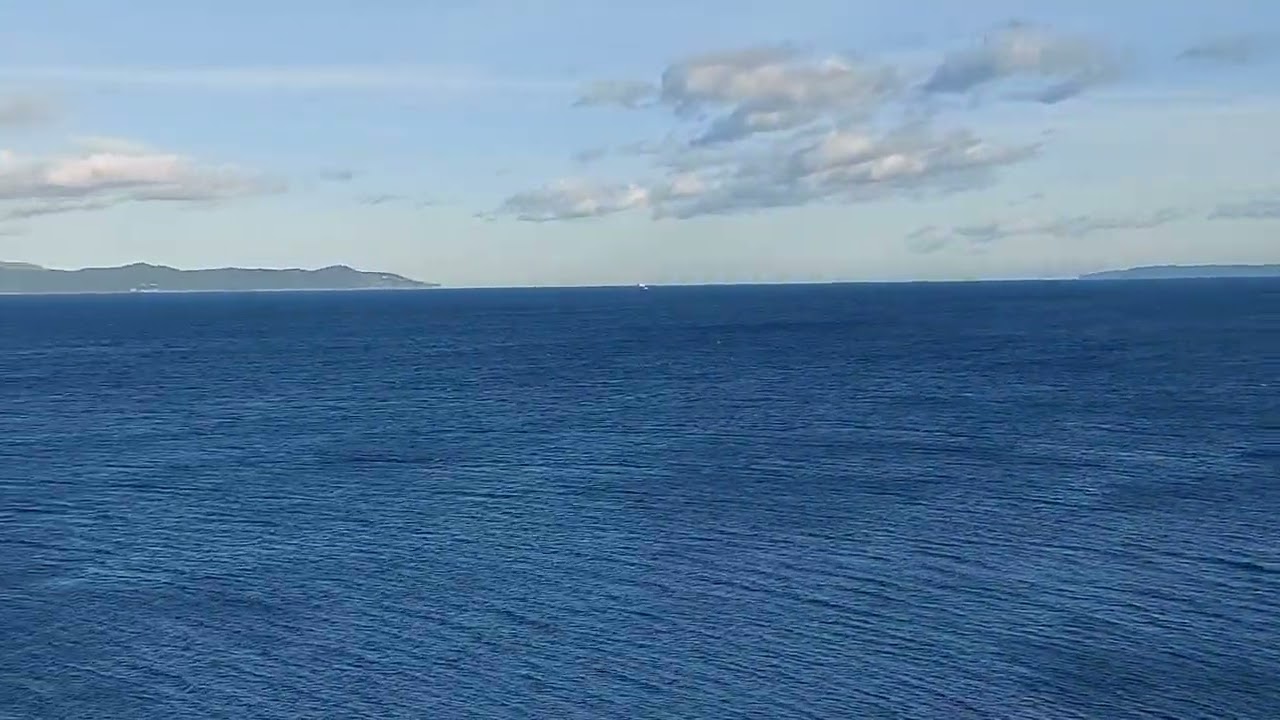 Pointe Est de Giens à Hyères, vue sur les îles,Bregancon, les Maures et la ville d #Hyères 