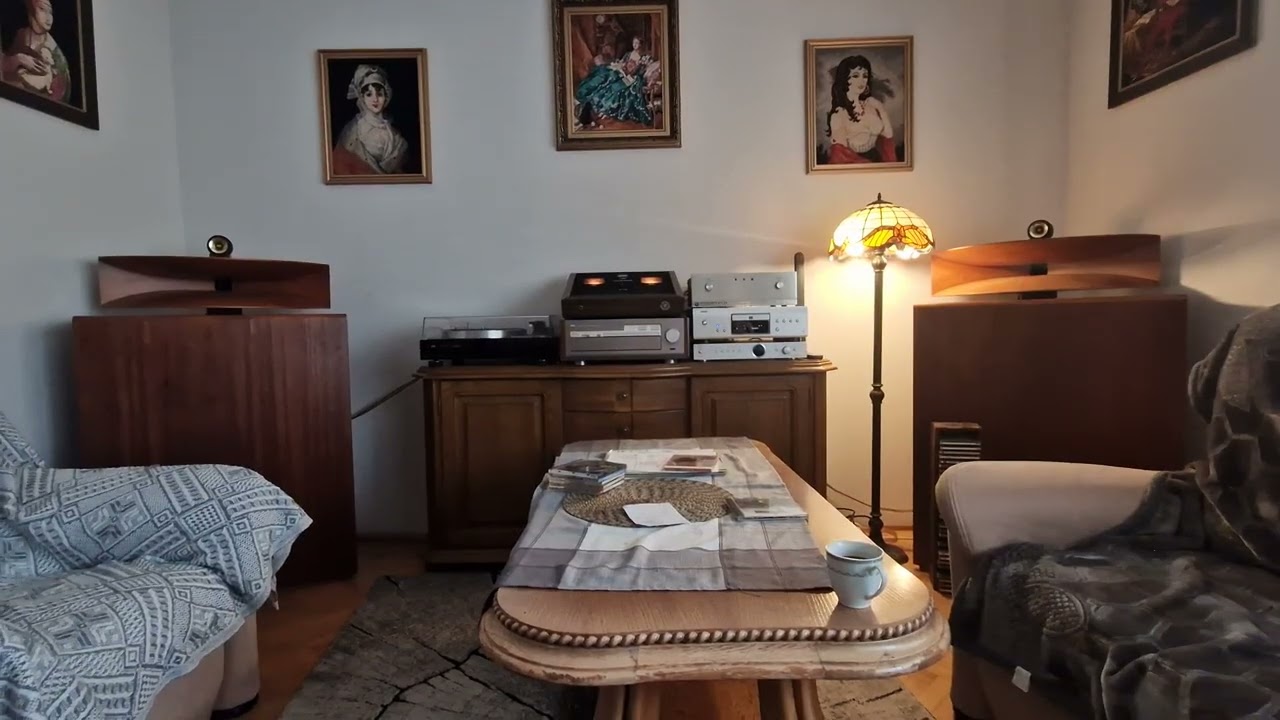 Acoustech IA (1A), Showco S2500, Denon DCD 2000AE,  ACR Eckhorn