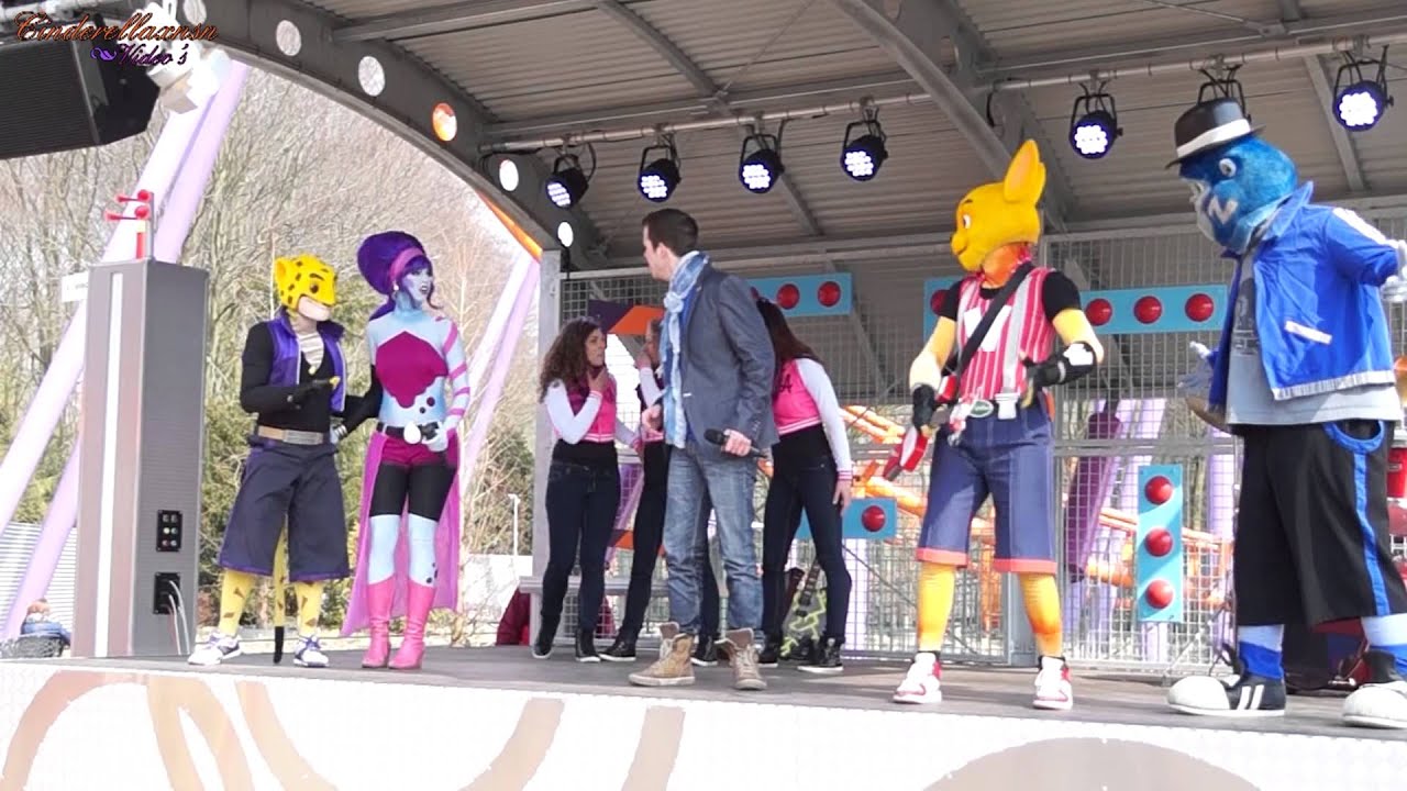Straatshow van de WAB, Opening Walibi Holland 2013