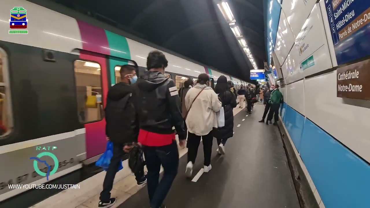 Saint-Michel Notre-Dame RER B - Paris  RATP MI79 | Just Train
