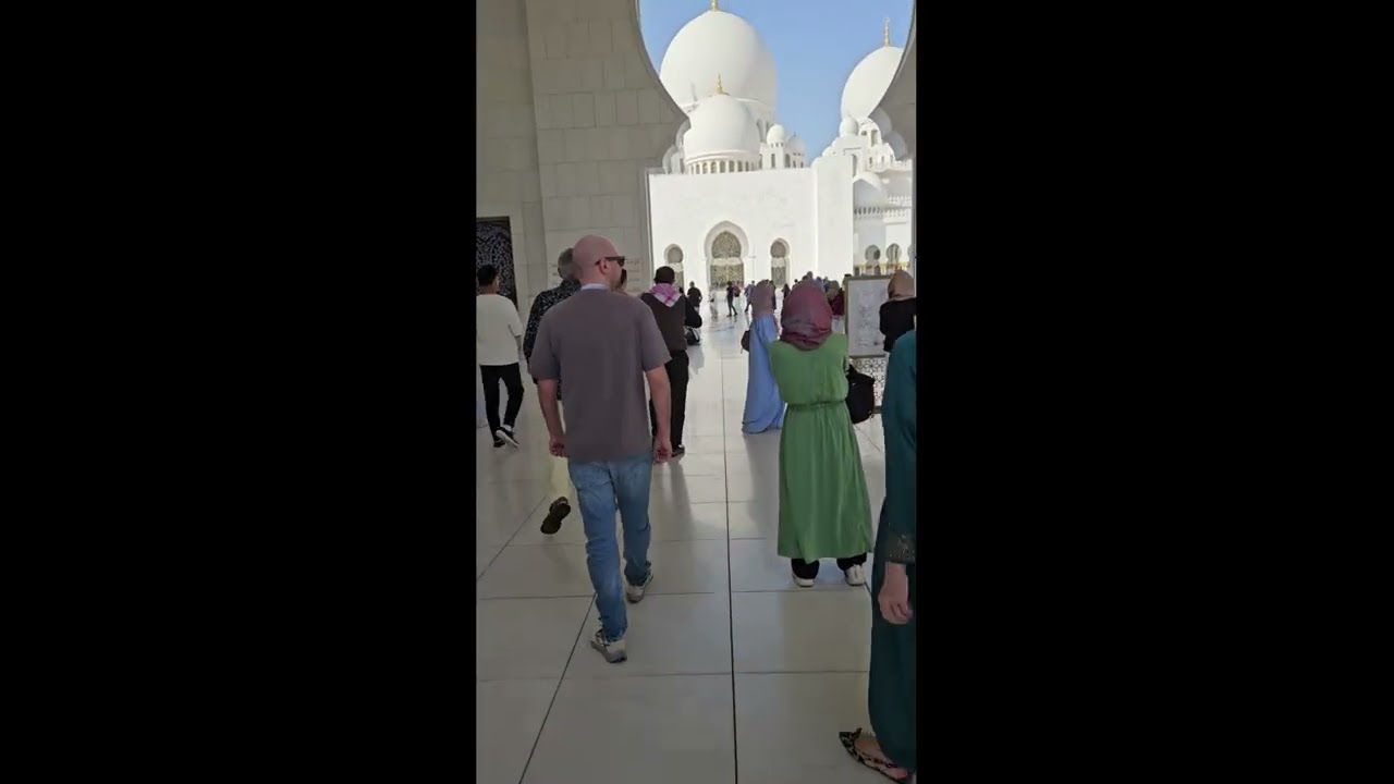 Abu Dhabi  Sheikh Zayed Grand Mosque  #uae