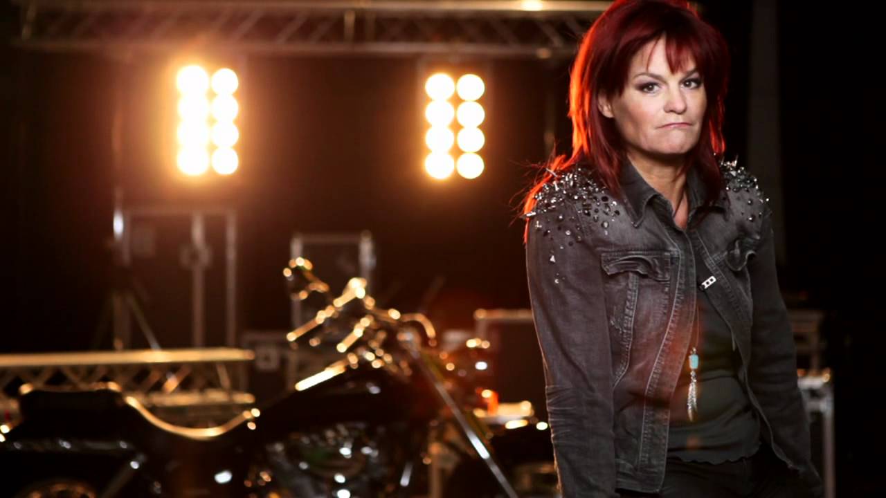 Andrea Berg - Schwerelos [EPK 2010] [PIRATE SHOT]