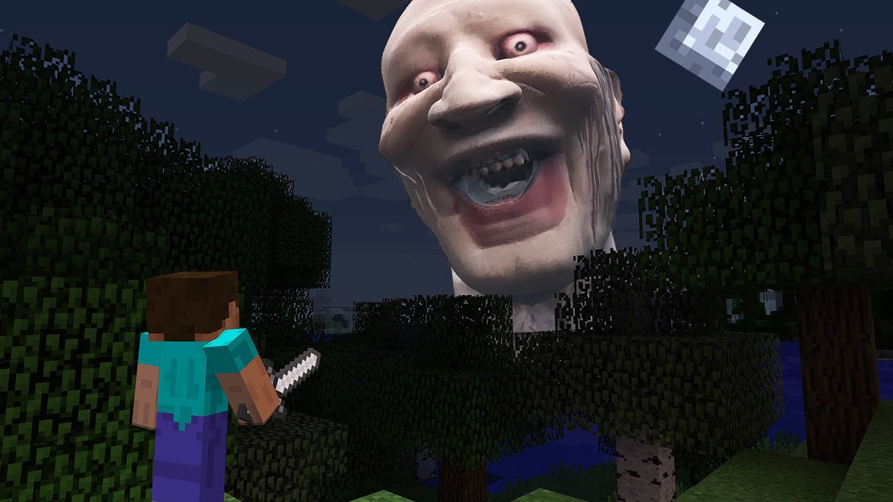 Giant Thalassophobic attack our village in Minecraft