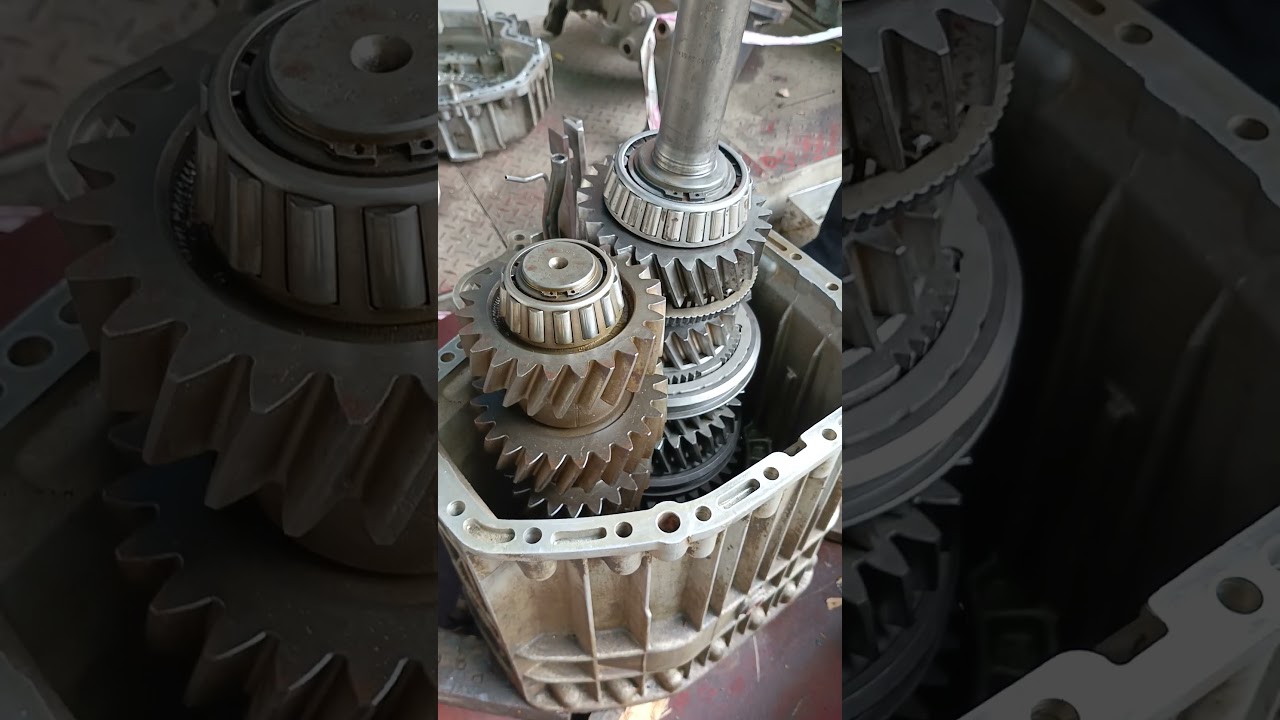 #gearbox #assembly #mercedestruck #subscribe