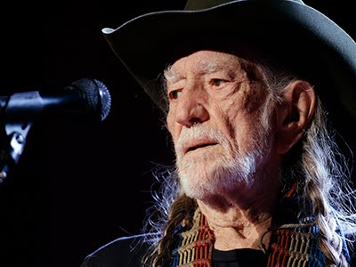Willie Nelson: Weed is 'safest medicine'