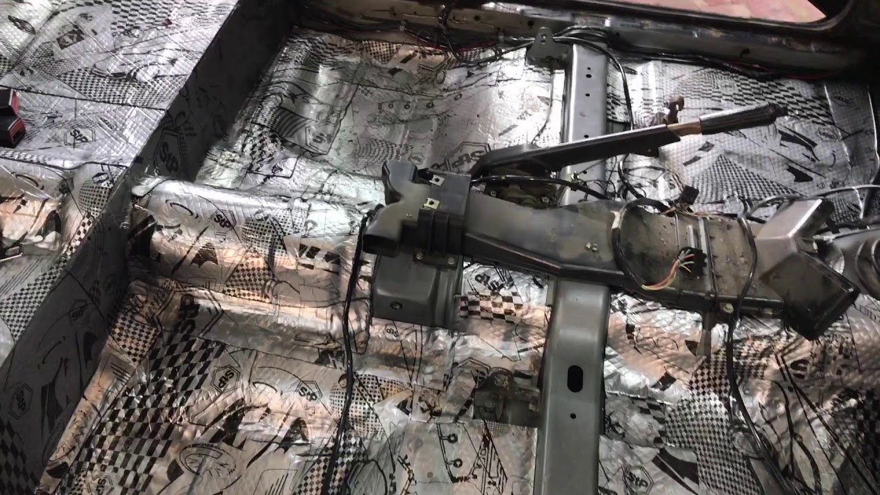 ГАЗ Волга шумоизоляция. Новехонькая бюджетная шумка ляжет в салон старенькой машинки. Будет тише