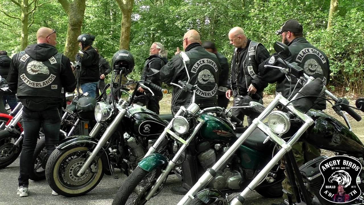 Begrafenis van Gerard Nomad Angry Birds 15-05-2016 - gefilmd door Freakrunner Nederland